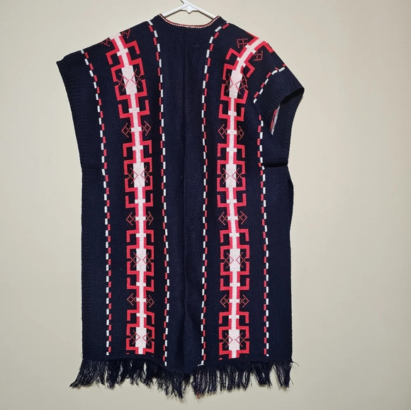 Vintage 70's Poncho Shawl Sweater Boho One Size Fits Most Navy Blue Red Knit - Picture 5 of 5